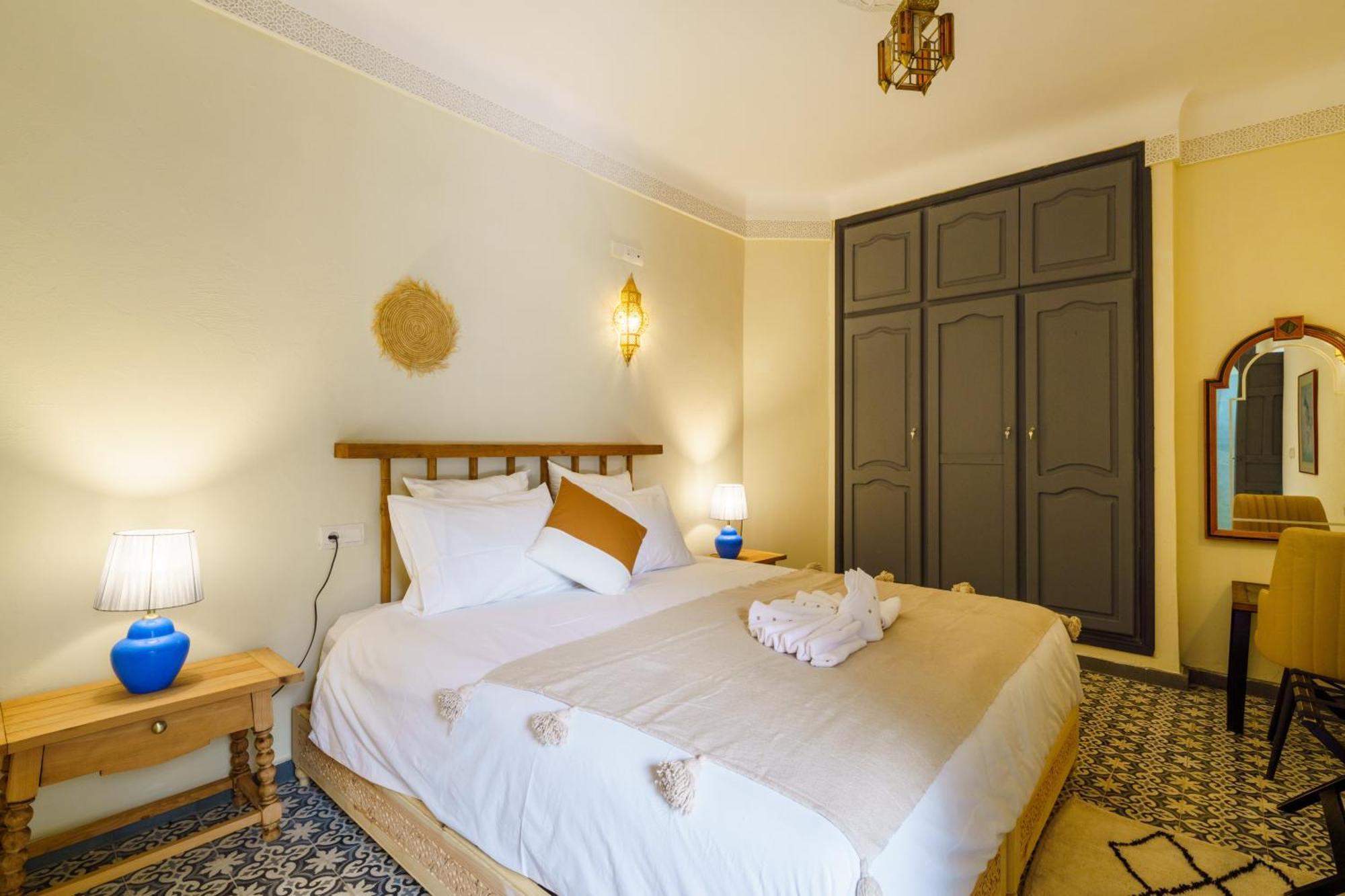 Riad 4 Chambres - Piscine & Petit Dejeuner Gratuit - Wifi Fibre Optique Μαρακές Εξωτερικό φωτογραφία