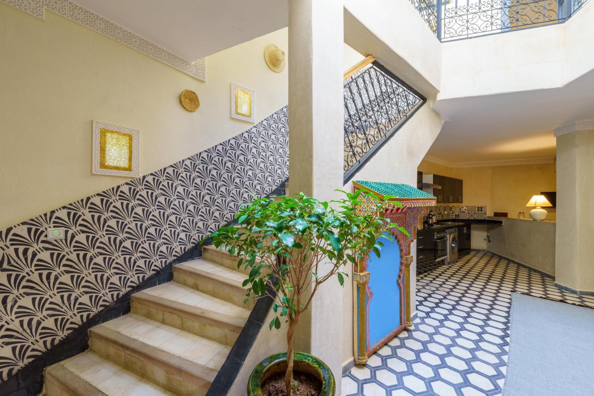 Riad 4 Chambres - Piscine & Petit Dejeuner Gratuit - Wifi Fibre Optique Μαρακές Εξωτερικό φωτογραφία