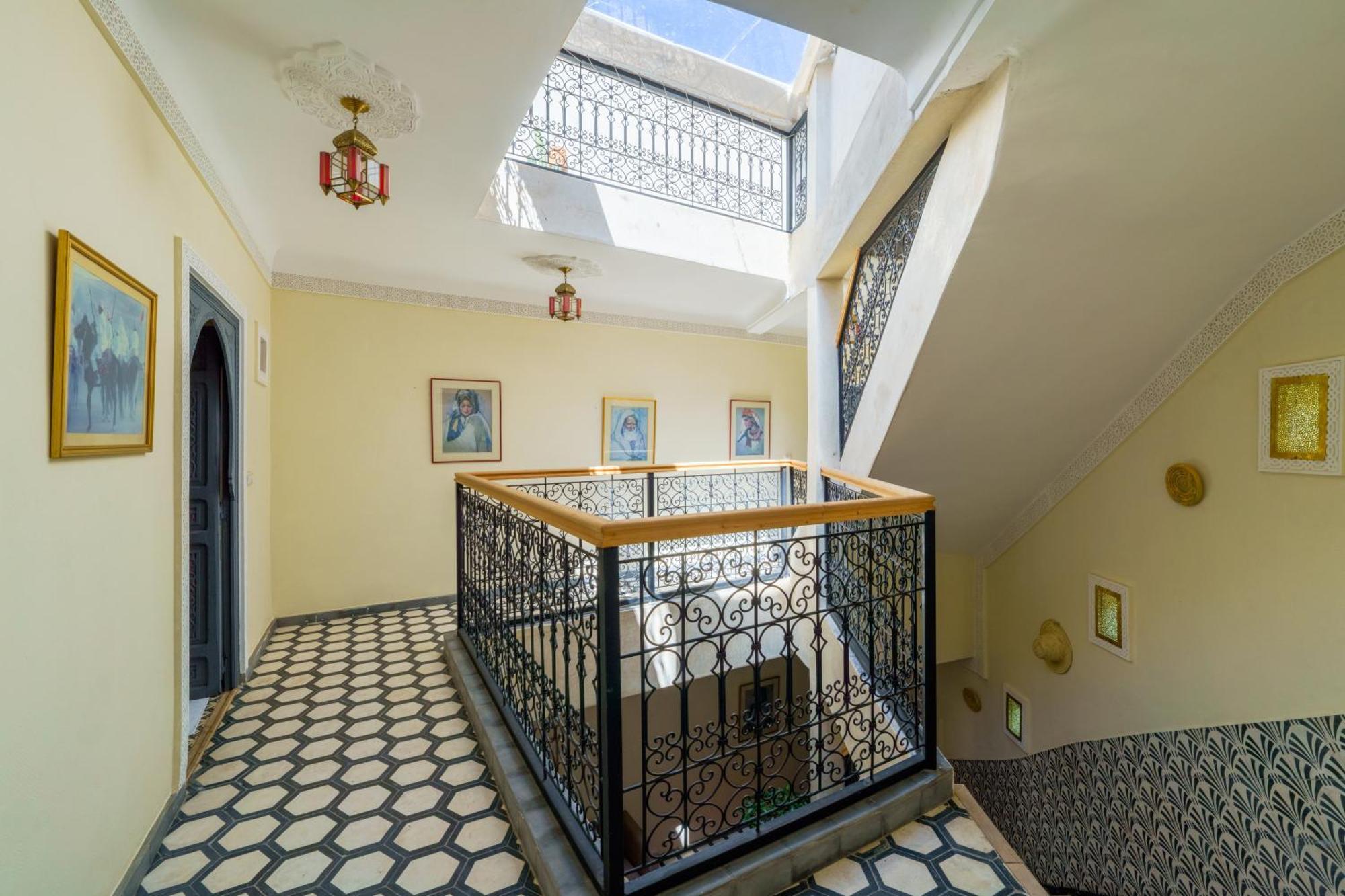 Riad 4 Chambres - Piscine & Petit Dejeuner Gratuit - Wifi Fibre Optique Μαρακές Εξωτερικό φωτογραφία