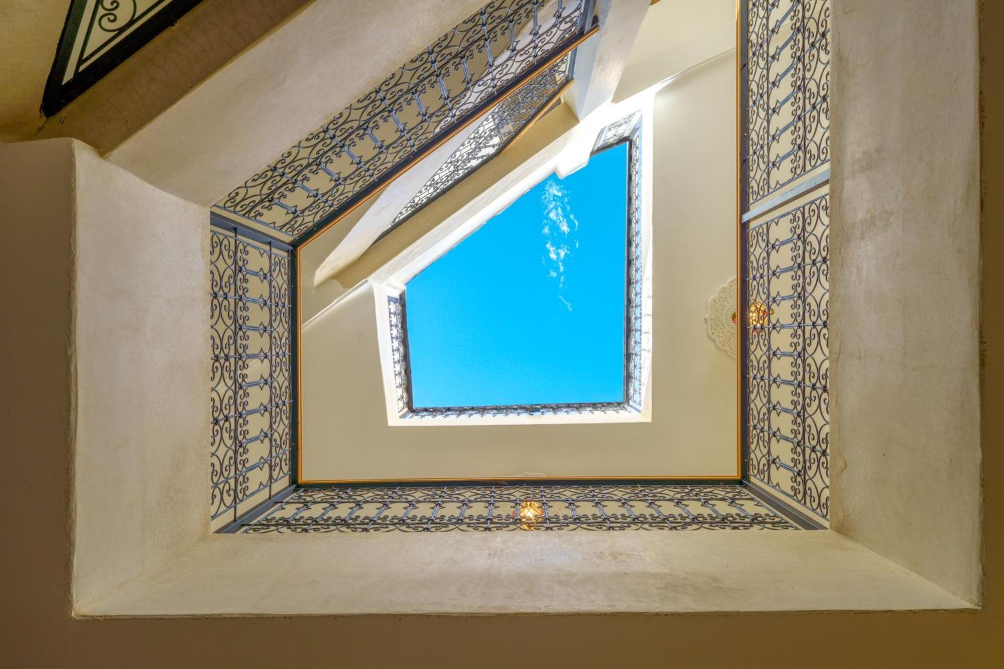 Riad 4 Chambres - Piscine & Petit Dejeuner Gratuit - Wifi Fibre Optique Μαρακές Εξωτερικό φωτογραφία