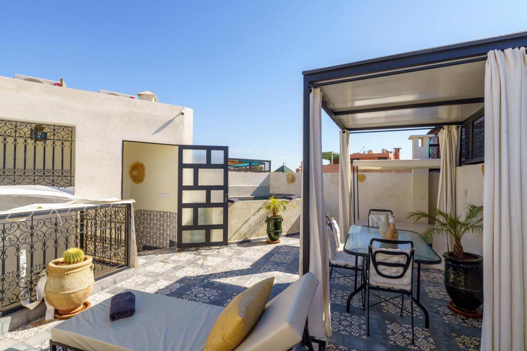 Riad 4 Chambres - Piscine & Petit Dejeuner Gratuit - Wifi Fibre Optique Μαρακές Εξωτερικό φωτογραφία