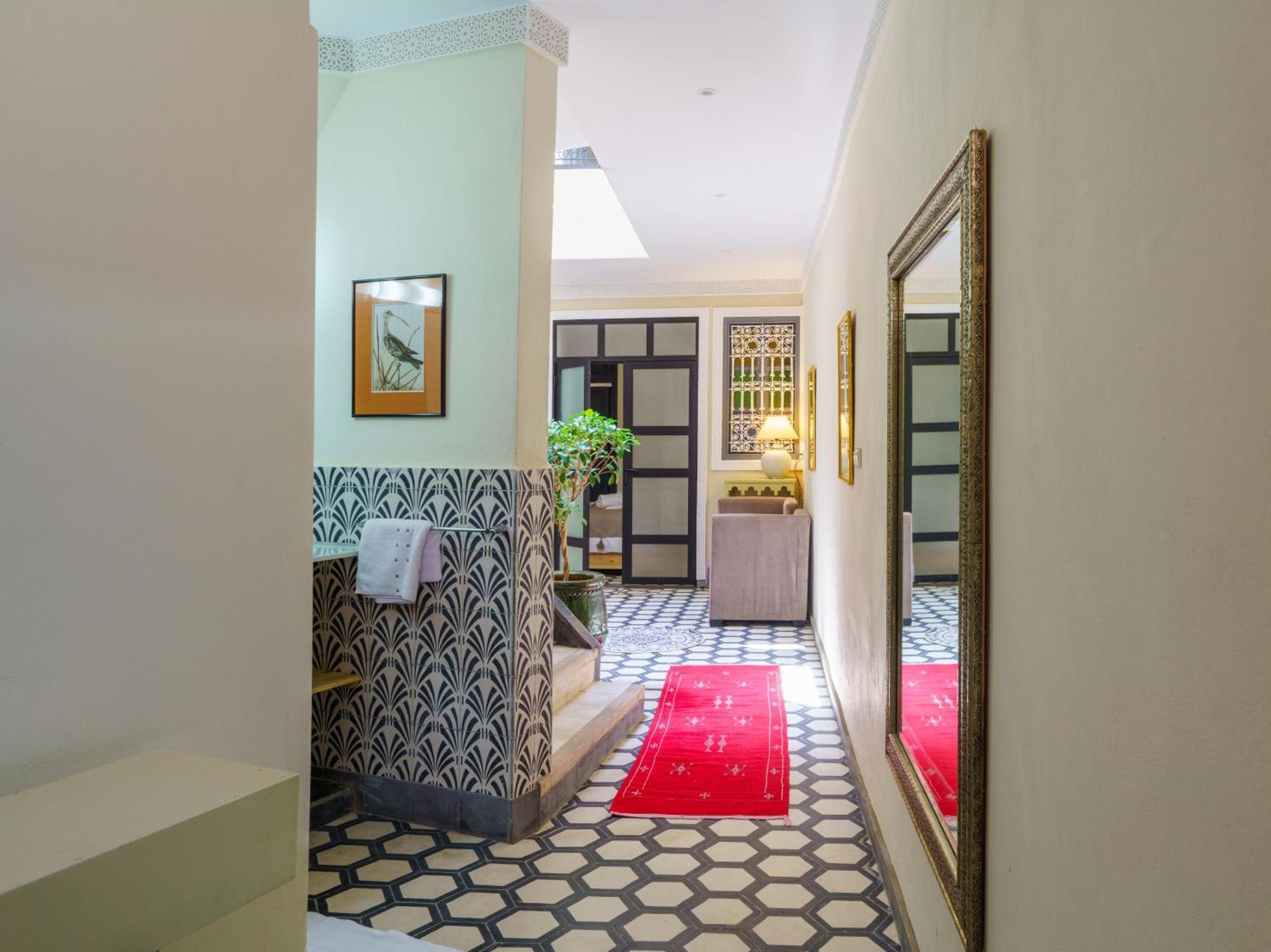 Riad 4 Chambres - Piscine & Petit Dejeuner Gratuit - Wifi Fibre Optique Μαρακές Εξωτερικό φωτογραφία