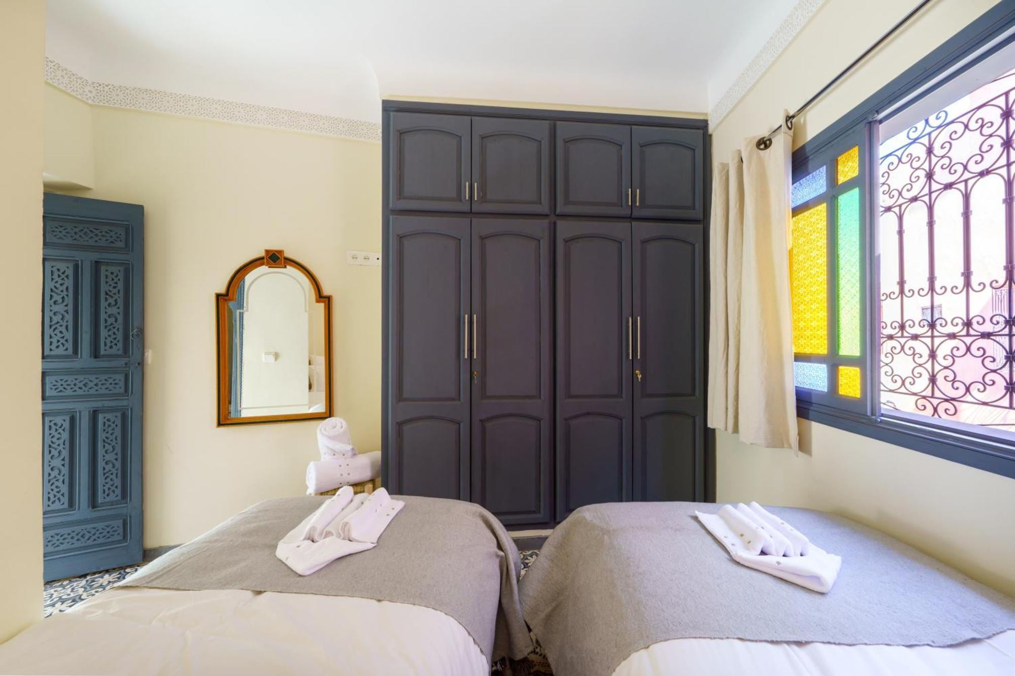 Riad 4 Chambres - Piscine & Petit Dejeuner Gratuit - Wifi Fibre Optique Μαρακές Εξωτερικό φωτογραφία