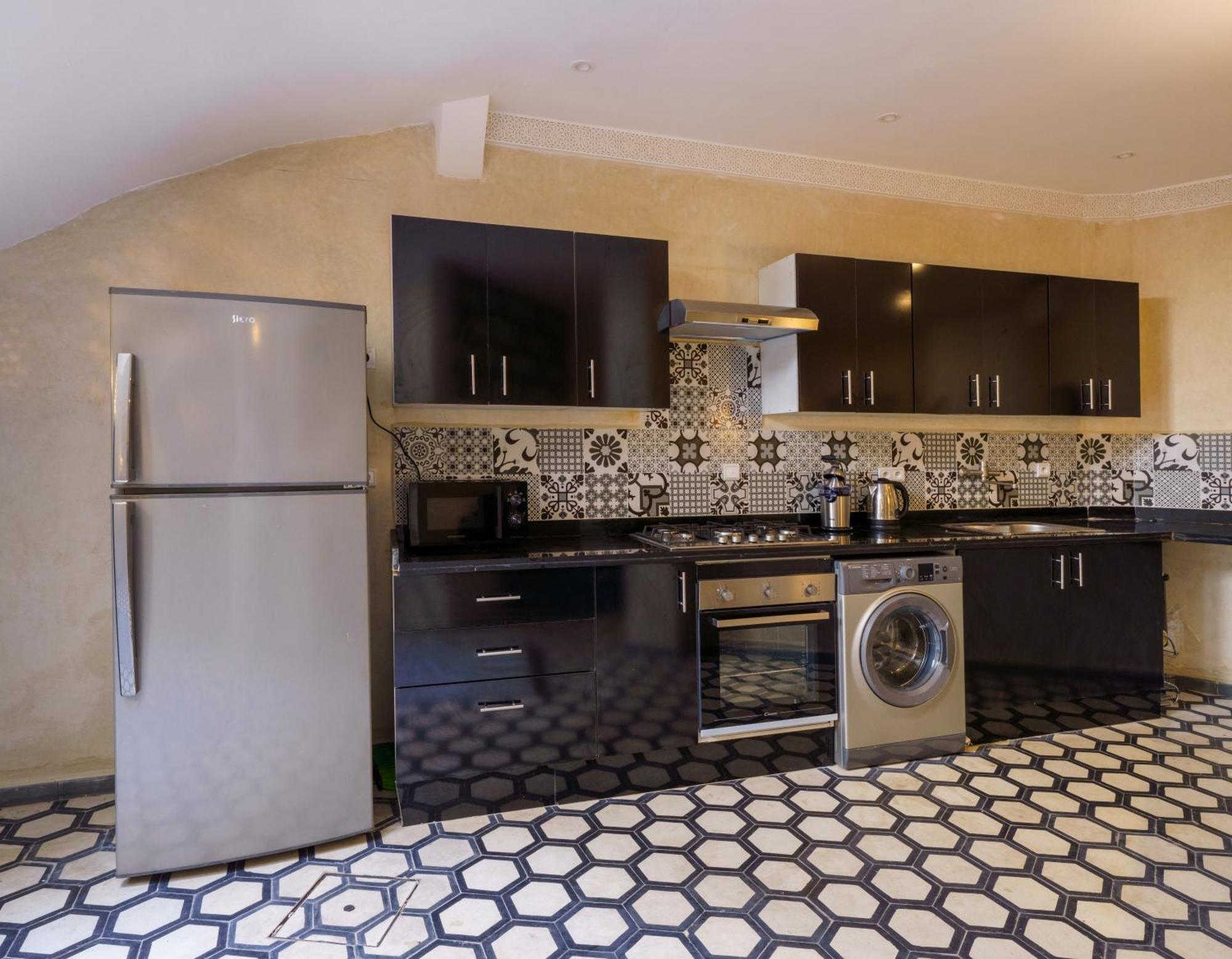 Riad 4 Chambres - Piscine & Petit Dejeuner Gratuit - Wifi Fibre Optique Μαρακές Εξωτερικό φωτογραφία